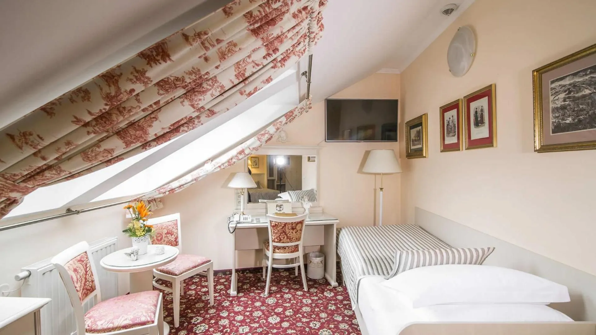 Hotel Karlsbad Grande Madonna