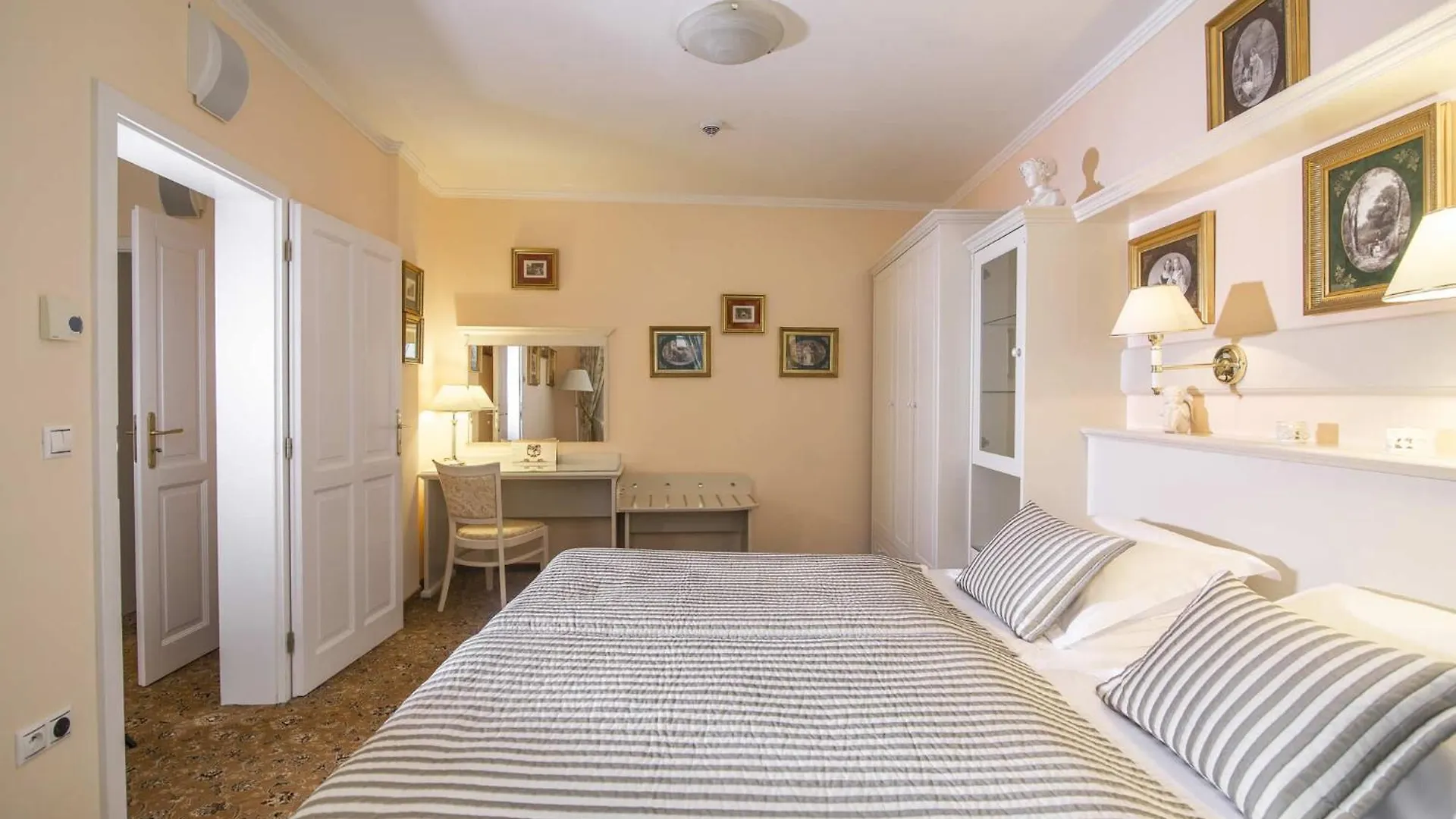 Hotel Karlsbad Grande Madonna