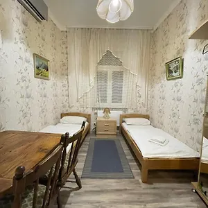 Апартаменты Miniapartamentskv 
