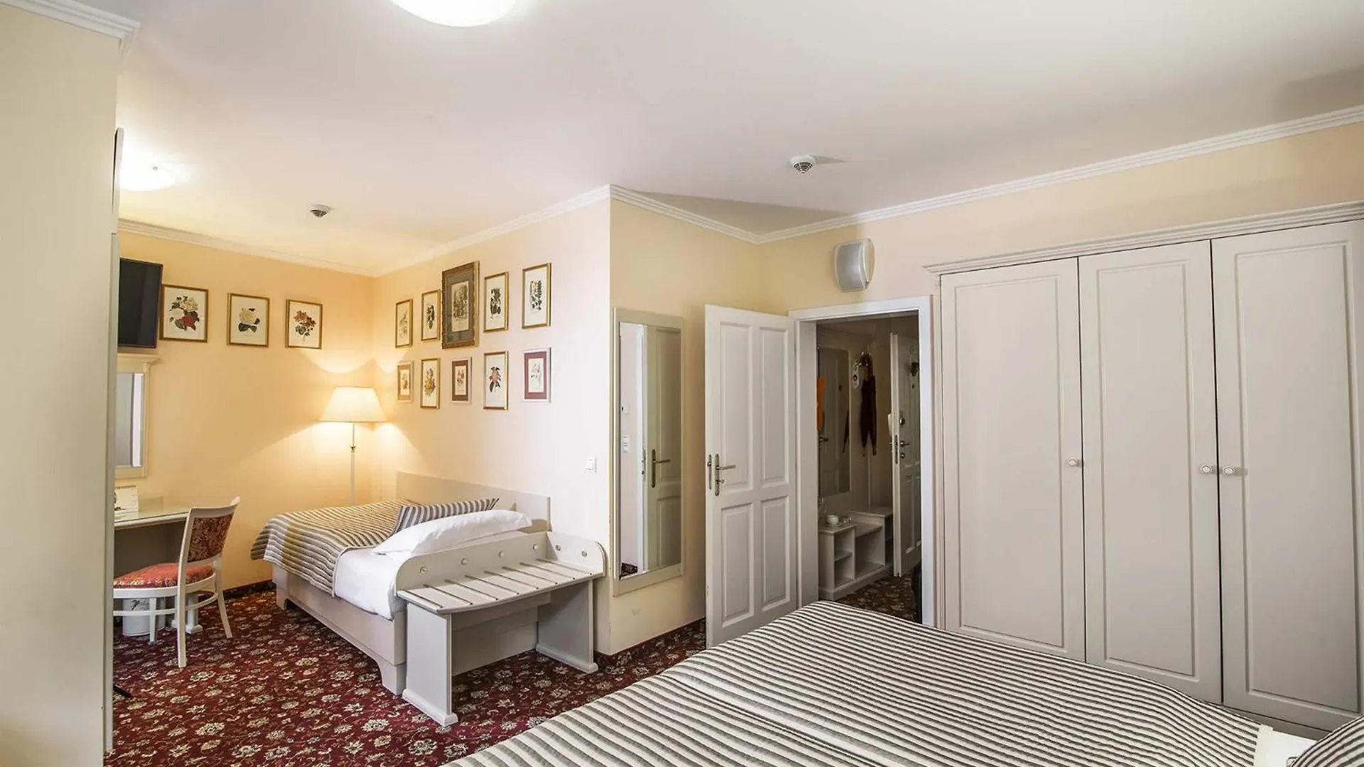 Karlsbad Grande Madonna Hotel 4*, Karlovy Vary Czech Republic